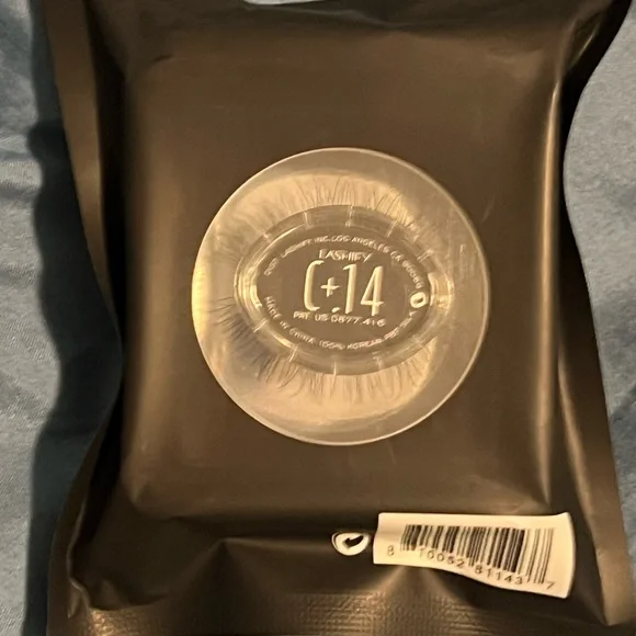 Lashify Curl Plus C14 + Lashes NWT in Black - Picture 1 of 4